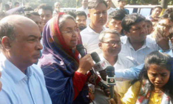 শিক্ষামন্ত্রীর আশ্বাসে বাড়ি ফিরছেন নন- এমপিও শিক্ষকরা