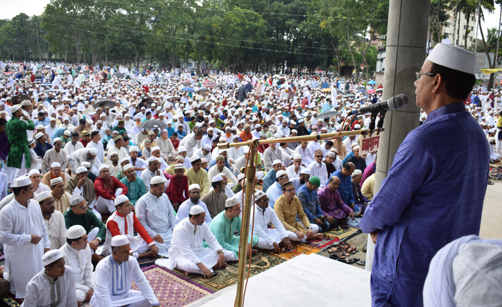 ময়মনসিংহে ঈদের প্রধান জামাত অনুষ্ঠিত