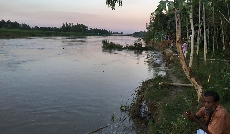 মির্জাপুরের ঝিনাই নদীতে ভাঙন