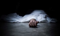 দেহ ব্যবসায়ের জের ধরে খুন